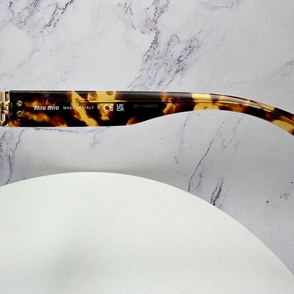 NEW MIU MIU Sunglasses - Picture 7 of 16